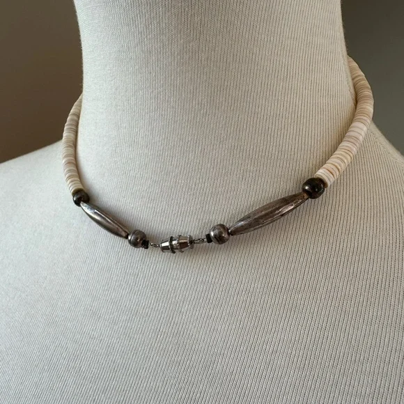 Vintage Carved Bird Tribal Choker - Picture 7 of 11